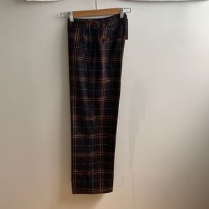 Banana Republic, fits like size 4/6 navy plaid pants